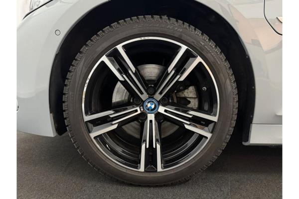 BMW 320e Touring M-Sport 272pk 2023 (Origineel-NL) 3-Serie, S-176-KP