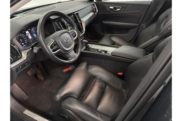 Volvo V60 Cross Country Pro 2.0 AWD 190pk 2020 (Origineel-NL), G-715-ZL