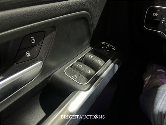 Mercedes-Benz EQB 25067 Luxury Line 67 kWh 190pk 2022 (Origineel-NL) EQB-Klasse, R-634-KH