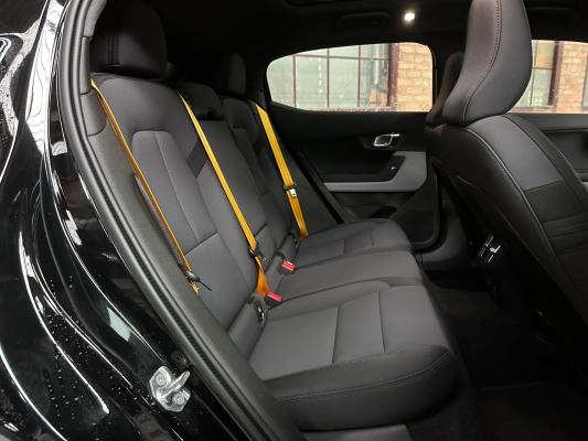 Polestar 2 Long Range Dual Motor Launch Edition 78kWh 408pk 2020 (Origineel-NL+1e eigenaar), J-090-TX