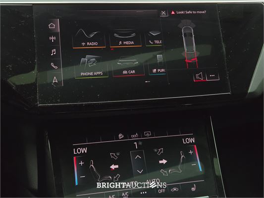 Audi e-tron 50 e-tron Launch edition Black Quattro 71 kWh 313pk 2019 (Origineel-NL), G-918-VX