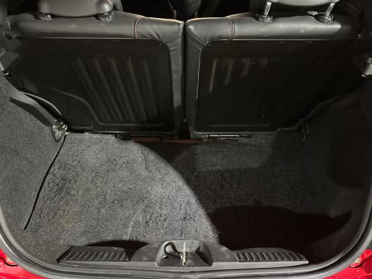 Fiat Abarth 695 Tributo Ferrari AKRAPOVIC 180hp