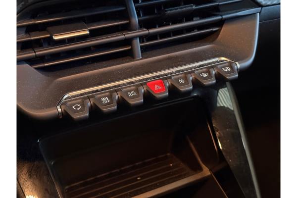 Peugeot 208 Like 1.2 PureTech 74pk 2022 (Origineel-NL), P-876-FX