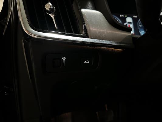 Volvo V90 2.0 T5 Momentum 254pk 2017 (Origineel-NL), PJ-218-K