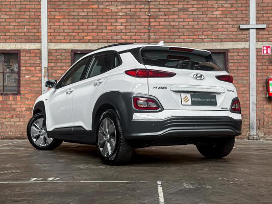 Hyundai Kona EV Comfort 64 kWh 204pk 2020 (Origineel-NL+1e eigenaar), J-474-XX