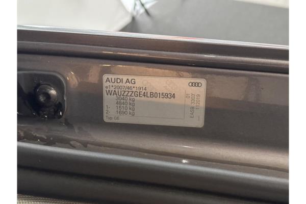 Audi e-tron 50 Launch edition plus Quattro 71 kWh 313pk 2020 (Origineel-NL), J-383-NL