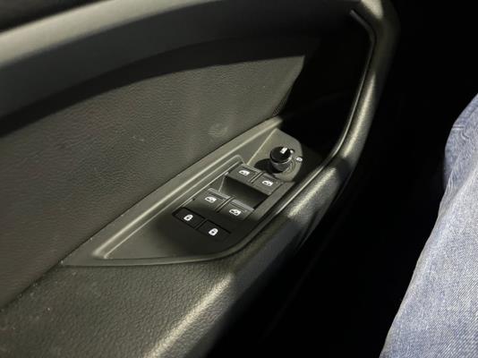 Audi e-tron 55 edition Quattro 95 kWh 408pk 2022 (Origineel-NL), P-016-NL