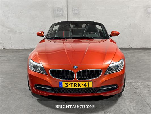 BMW Z4 Roadster sDrive18i Executive Design Pure Traction Uitvoering 156pk 2014 (Origineel-NL), 3-TRK-41 -67.534KM-

