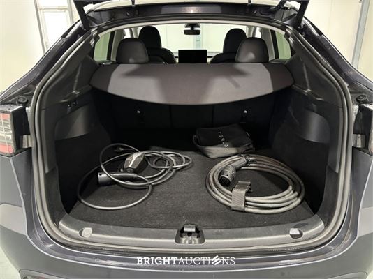 Tesla Model Y RWD 58 kWh 238pk 2023 (Origineel-NL), S-167-PJ