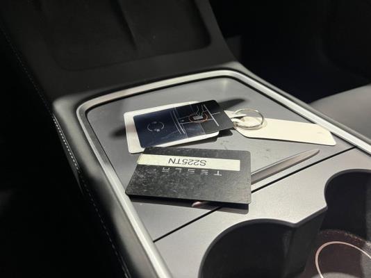 Tesla Model 3 Standard RWD Plus 60 kWh 238pk 2023 (Origineel-NL), S-225-TN