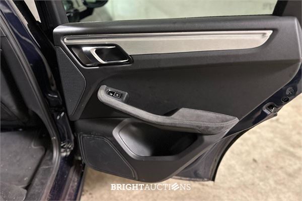 Porsche Macan GTS 3.0 V6 360pk 2018, R-860-XF