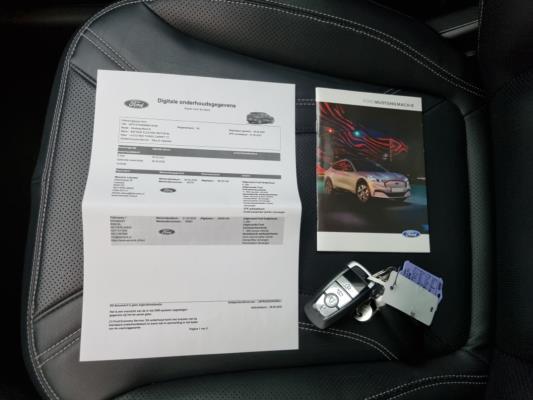 Ford Mustang Mach-E RWD 75 kWh 258pk 2021 (Origineel-NL), L-770-HT