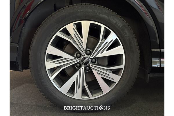 Audi Q4 35 Advanced edition 55 kWh 2022 (Origineel-NL), R-916-DG