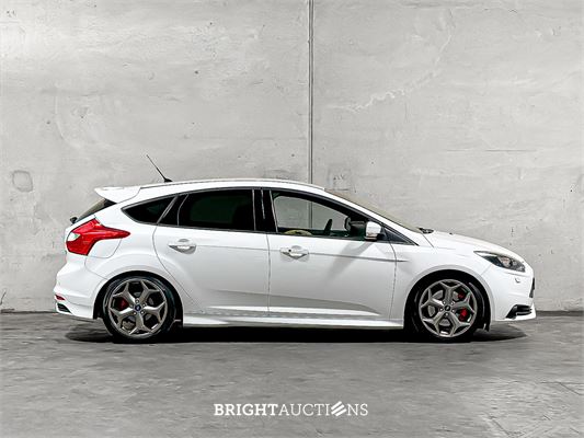 Ford Focus 2.0 EcoBoost ST-2 250pk 2013, G-282-BN