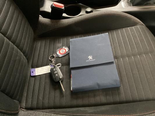 Peugeot 2008 Blue Lease Active 1.2 PureTech 102pk 2021 (Origineel-NL), K-831-KD