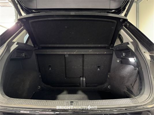 Volkswagen Tiguan Life 1.5 TSI 150pk 2022 (Origineel-NL), R-345-BZ
