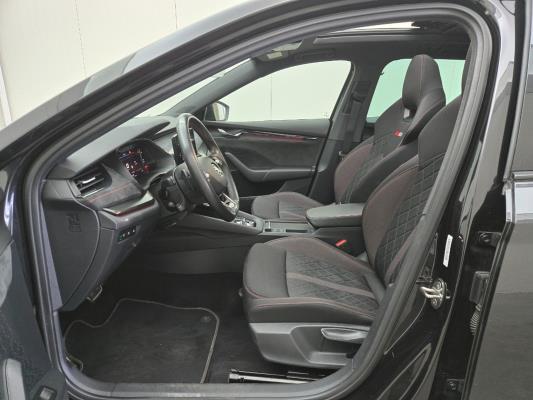 Škoda Octavia Combi iV RS 2.0 TSI 245pk 2021, R-156-SR