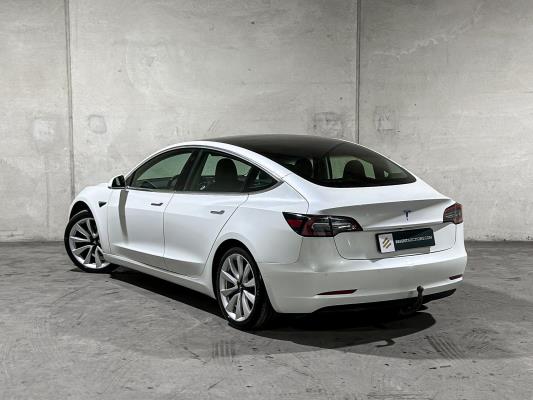 Tesla Model 3 Standard RWD Plus 60 kWh 238pk 2020 (Origineel-NL), J-064-LB