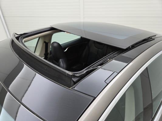 Tesla Model S Base 333pk 2015, GGD-49-B