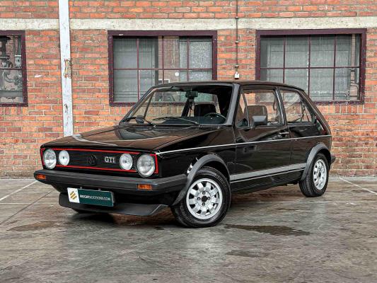 BRIGHT AUCTIONS: Luxury, sports, classics & premium daily drivers te Boxmeer