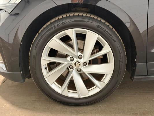 Škoda Enyaq iV 60 180pk 2021 (Origineel-NL), L-964-JJ