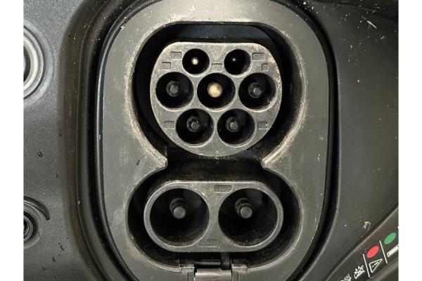 Porsche Taycan 4S 93 kWh 2022, X-274-FS