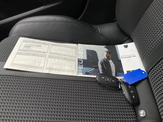 Peugeot 208 GT 1.2 PureTech 101pk 2023 (Origineel-NL), S-259-XG