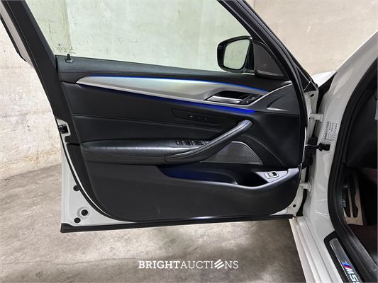 BMW M550i xDrive High Executive 462pk 2018 5-serie, KKP-44-R
