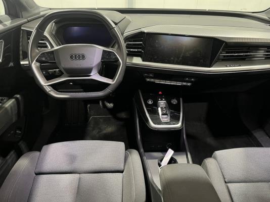 Audi Q4 e-tron 40 Advanced edition 77 kWh 204pk 2022 (Origineel-NL), R-729-ZP