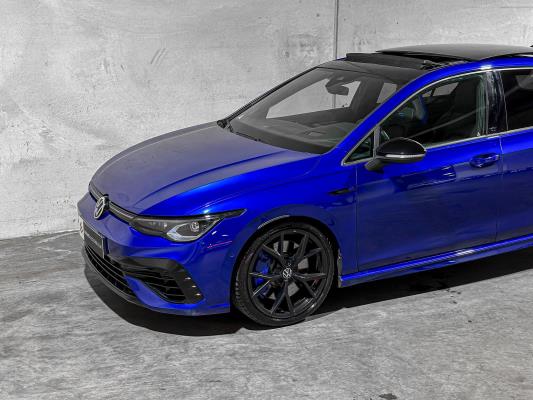 Volkswagen Golf VIII R 4Motion 20th Annniversary -AKRAPOVIC- 2.0 TSI 320pk 2023 LIMITED (Golf 8), NL-KENTEKEN