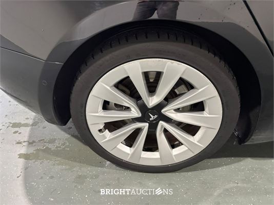 Tesla Model 3 Standard RWD Plus 60 kWh 238pk 2021 (Origineel-NL), L-975-NB