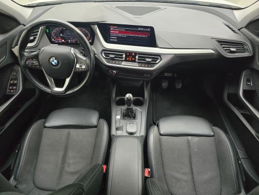 BMWBusiness 116i Business Edition 109pk 2022 (Origineel-NL) 1-serie, R-466-JR