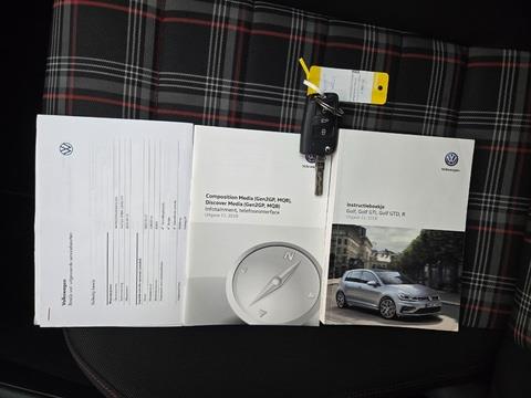 Volkswagen Golf GTI Performance 2.0 TSI 245pk 2019 (Origineel-NL), ZS-086-Z