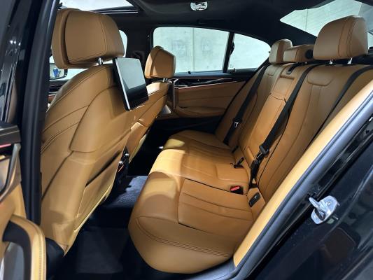 BMW M550i xDrive High Executive 462pk 2018 (Origineel-NL), RS-253-R