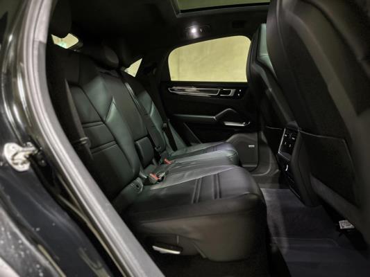 Porsche Cayenne Coupe Turbo 4.0 V8 549pk 2019, J-757-HF