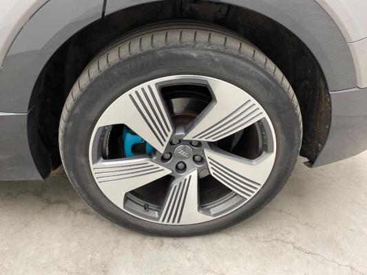 Audi e-tron 55 advanced Quattro 95 kWh 408pk 2019 (Origineel-NL), ZG-973-H