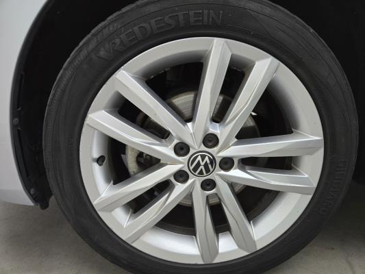 Volkswagen Polo Highline Business R 1.0 TSI 110pk 2021, T-090-FZ