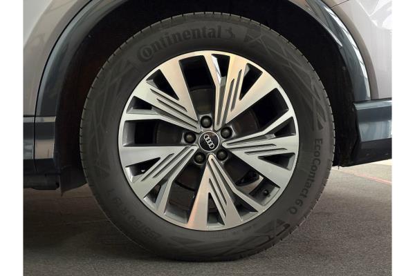 Audi Q4 40 Launch edition Advanced 77 kWh 204pk 2021 (Origineel-NL), N-883-PK