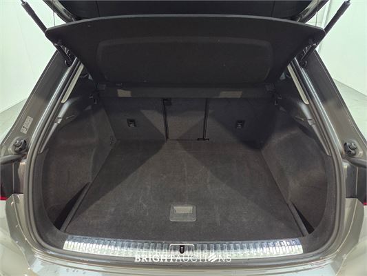 Audi Q3 40 S-Line edition one TFSI Quattro 191pk 2019, J-184-JL