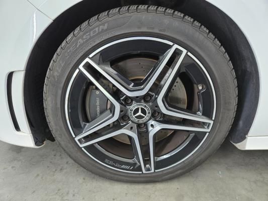 Mercedes-Benz A250 Premium Plus 224pk 2018 A-klasse, K-618-RF