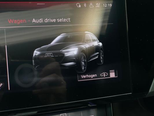 Audi e-tron 55 advanced Quattro 95 kWh 408pk 2019 (Origineel-NL), ZG-973-H