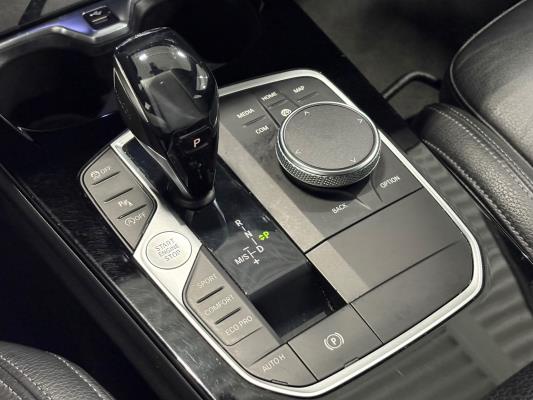 BMW 118i 1-serie Executive Edition 140pk 2020 (Origineel-NL) 1-Serie, H-604-DT