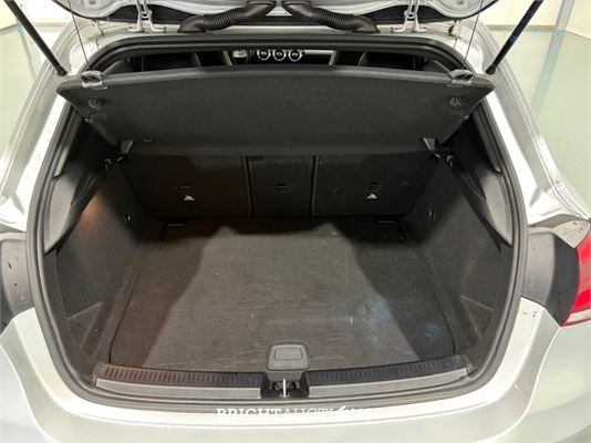 Mercedes-Benz A180 Business Solution AMG 136pk 2021 (Origineel-NL) A-klasse, K-126-HF