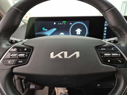 Kia EV6 PLUS Advanced 77 kWh 228pk 2022 (Origineel-NL), P-228-KZ