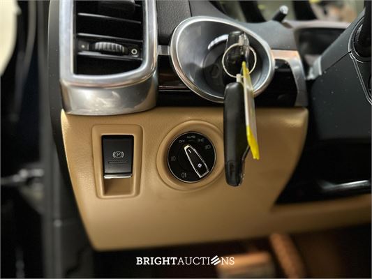 Porsche Cayenne 3.0 V6 S E-Hybrid 416pk 2014 (Origineel-NL), 1-ZDG-21