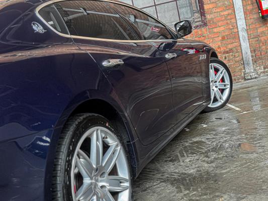 Maserati Quattroporte SQ4 410PK 2014