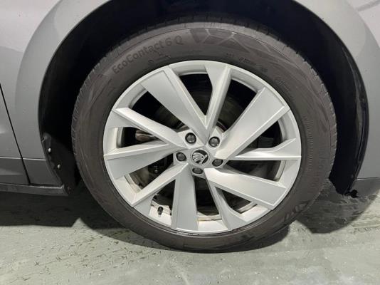 Škoda Enyaq 60 179pk 2022 (Origineel-NL), P-998-NH