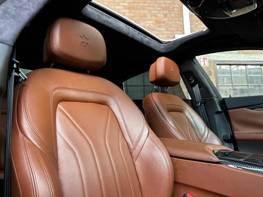 Maserati Quattroporte GTS 3.8 V8 531pk 2013 (CARBON) (29.000 KM)