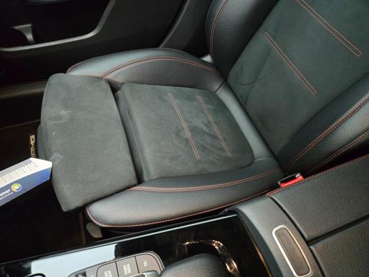 Mercedes-Benz A180 Business Solution AMG 136pk 2021 A-klasse, S-947-SB