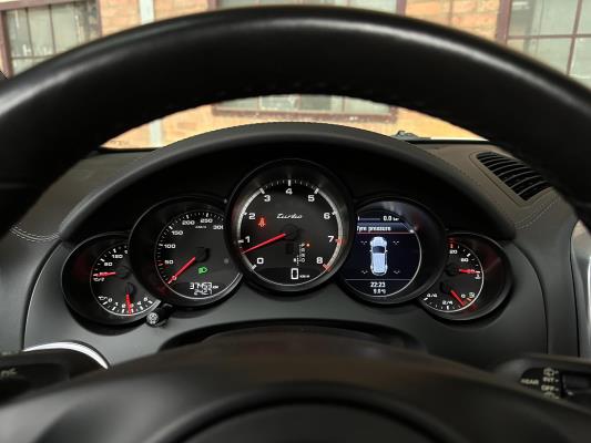 Porsche Cayenne Turbo 4.8 V8 500PK 2010 38.000KM!